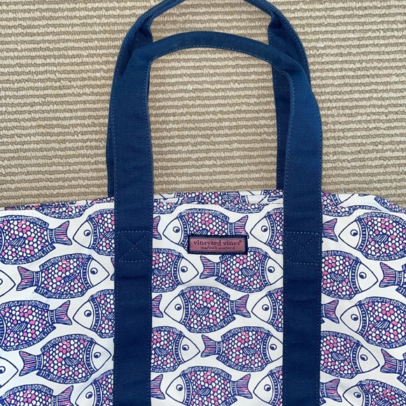 Vineyard Vines Tote Bag - Picture 2 of 5